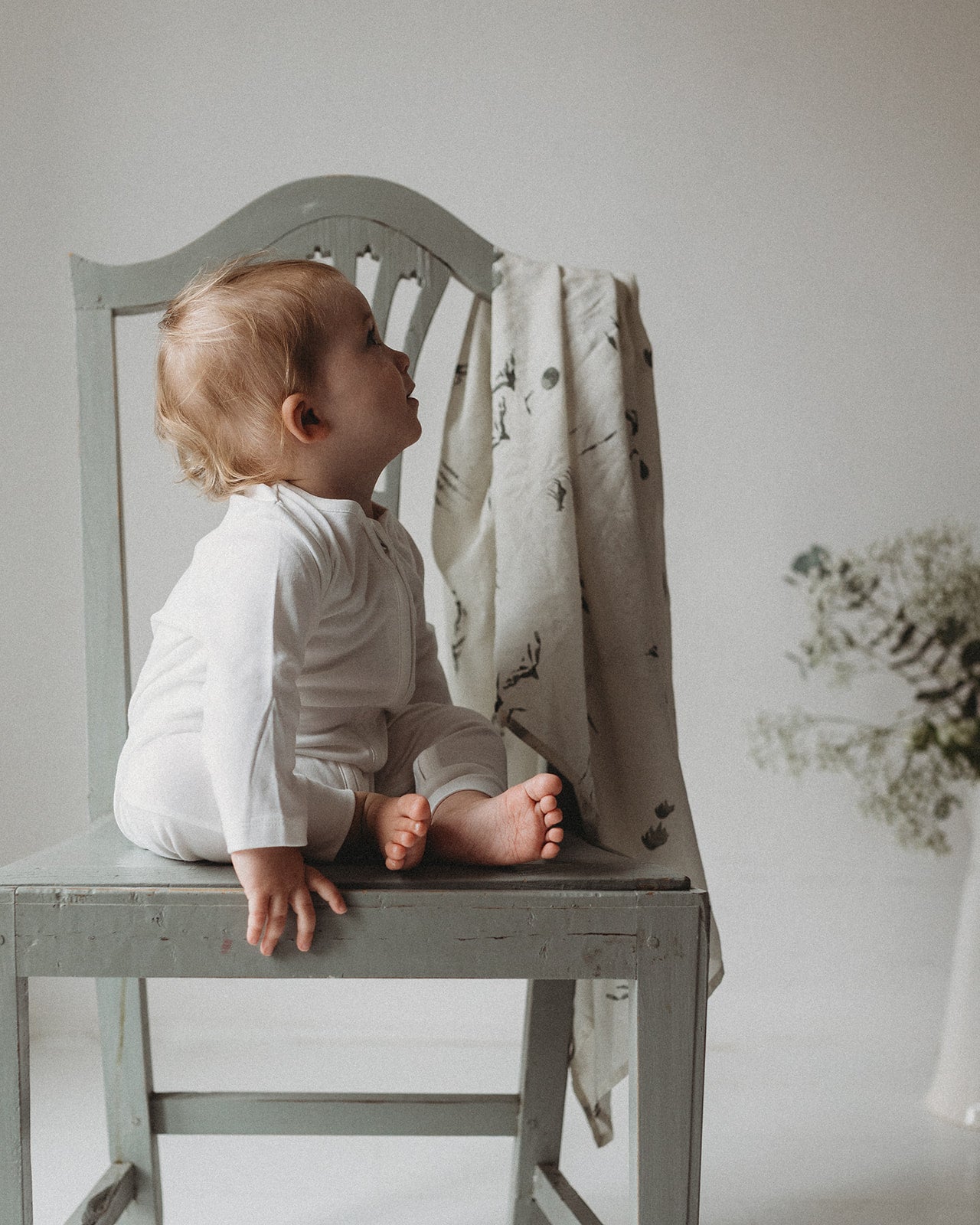 What do I need to buy for a newborn baby?